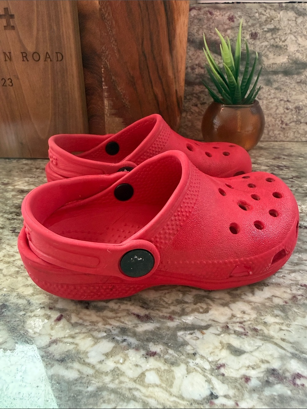 CROCS Kids Red Classic Clogs